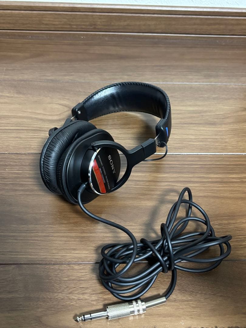 新品未開封 SONY MDR-CD900ST 密閉型スタジオモニターヘッドホン