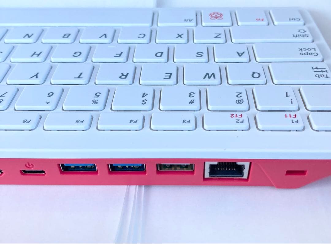 (未使用に近い)Raspberry Pi 400