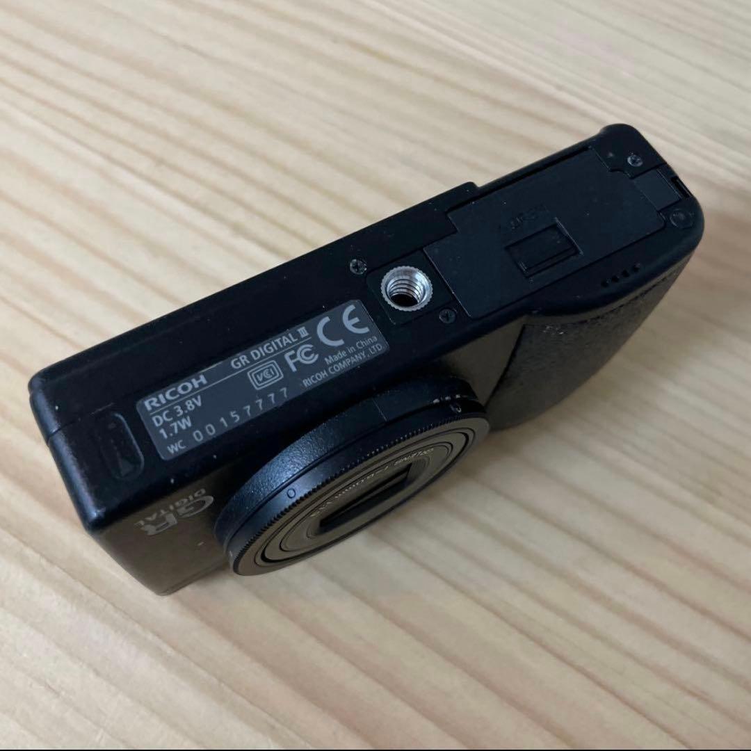 RICOH GR DIGITAL III カメラ コンパクトデジカメ