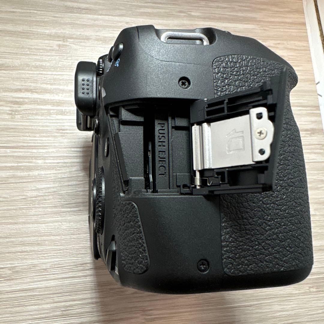 Canon EOS 90D 本体 バッテリー・チャージャー付き