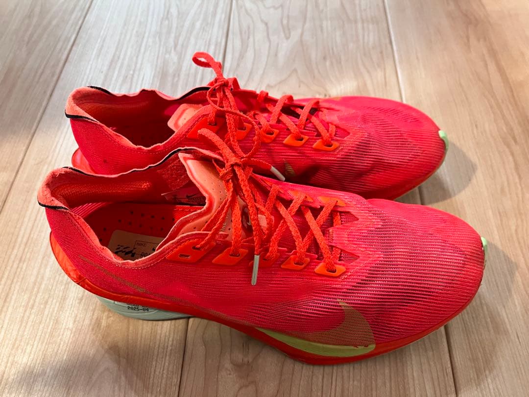 【当日または翌日発送】ナイキ　ヴェイパーフライ4 26.0cm