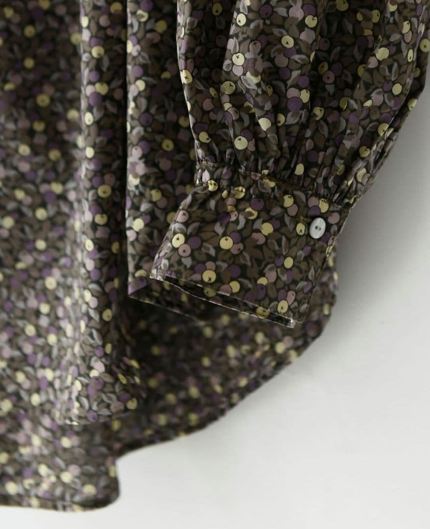 24SS 新品　HUG Ō WäR　LIBERTY　ギャザープルオーバーブラウス