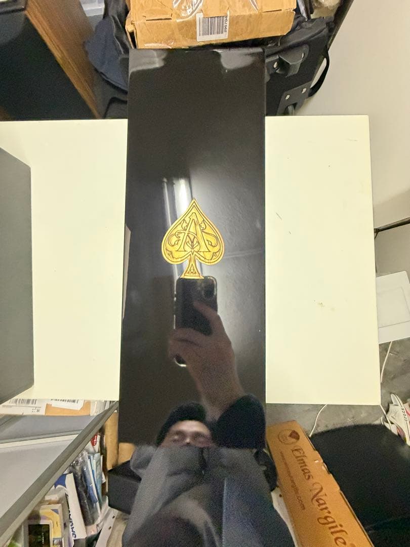 Armand de Brignac シャンパン ゴールド