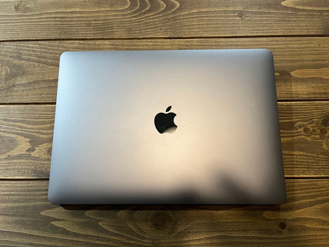 Apple MacBook-M1 シルバーメモリ8GB SSD 512GB
