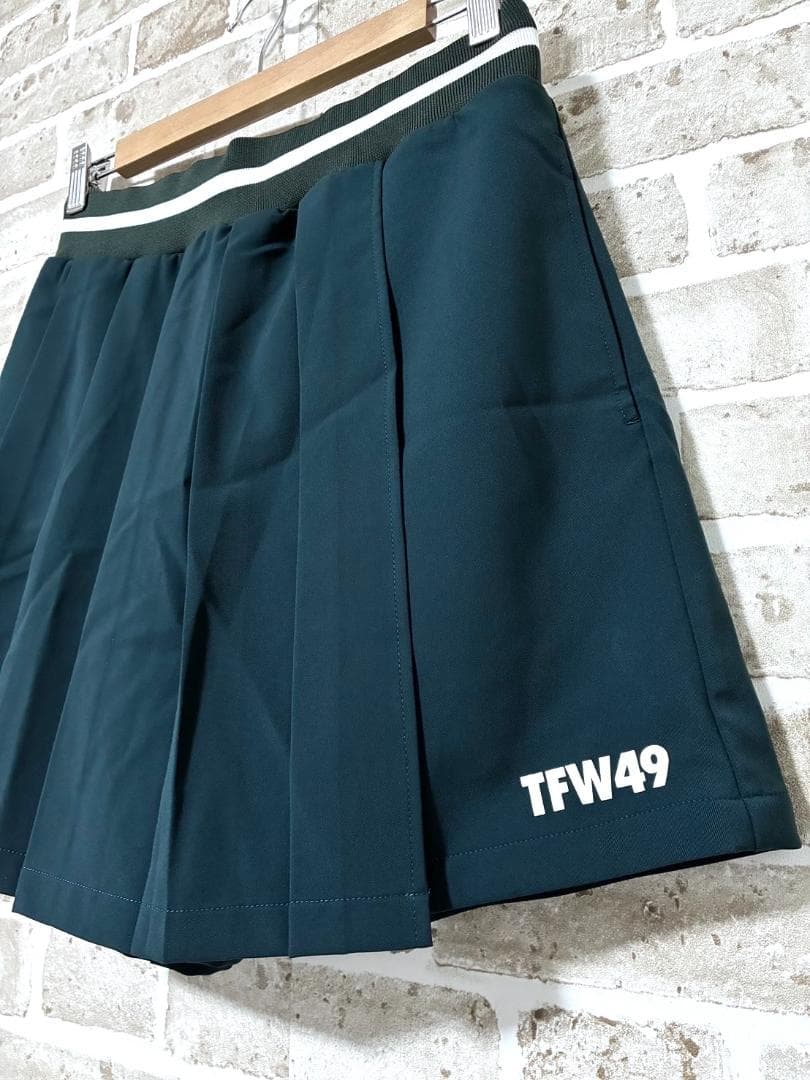 【フォロー割】限定1着 新品 TFW49 スカートパンツ スカパン Lサイズ