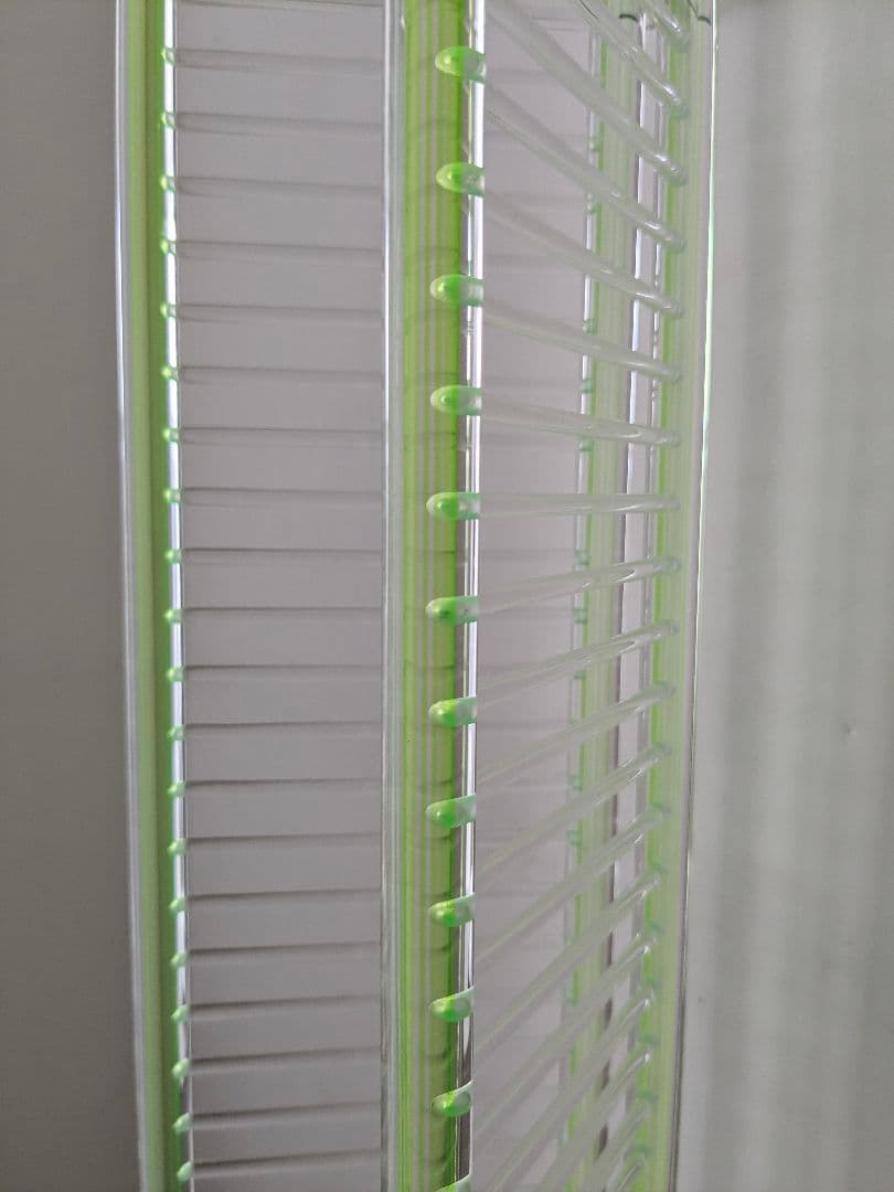 90s ヴィンテージ CDラック レトロポップ ポストモダン スペースエイジ