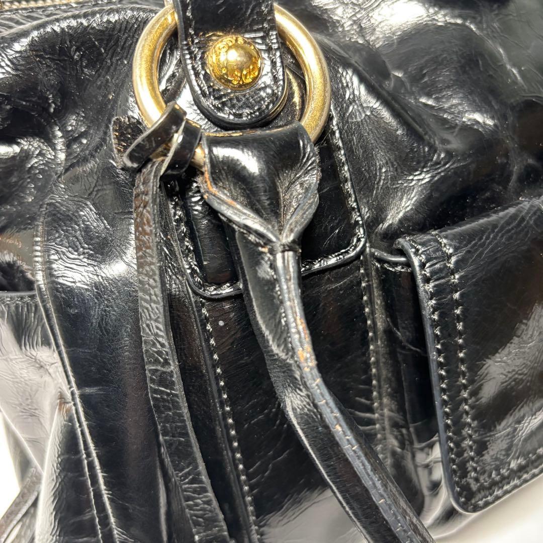 トッズ ショルダーバッグ トートバッグ 肩掛け ゴールド金具 レザー ブラック