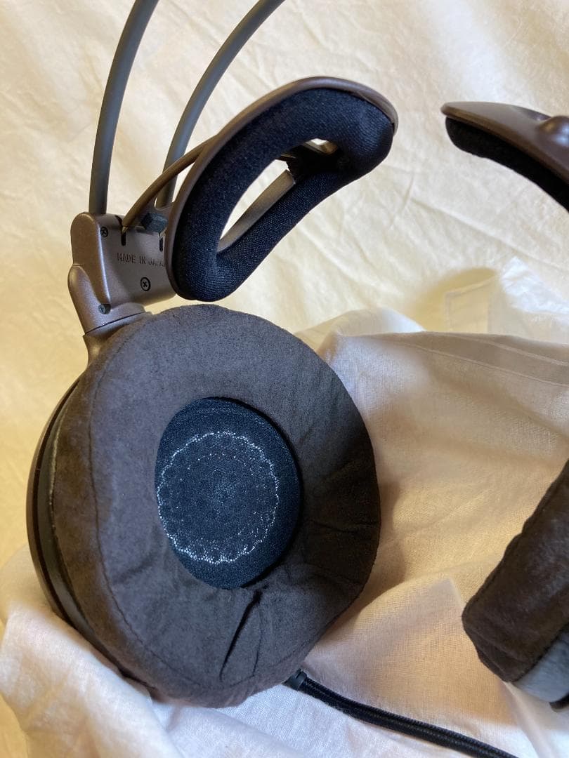 オーディオテクニカ ATH-W11JPN　交換用専用イヤパッド（未使用）付き