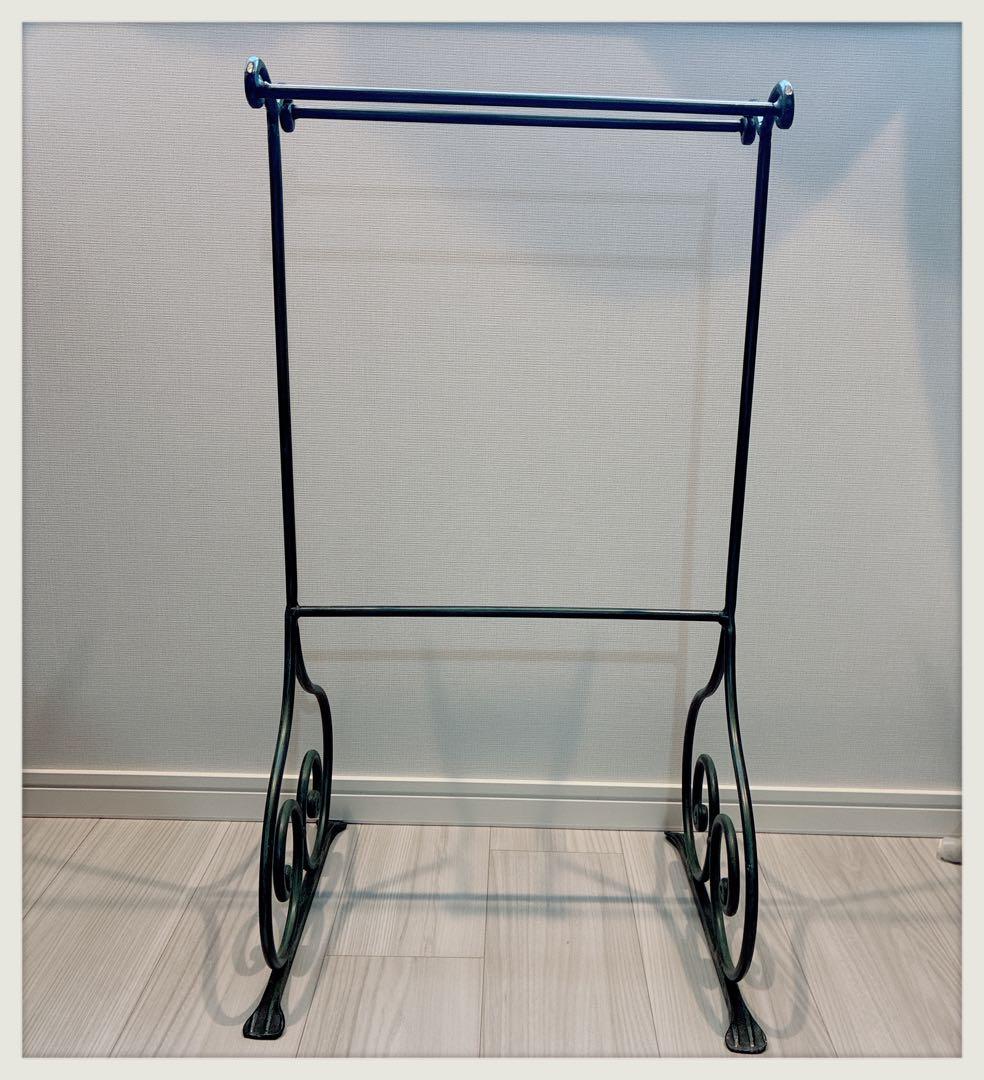 アイアンラック　イタリアヴィンテージ　リネンホルダー　濃いグリーン