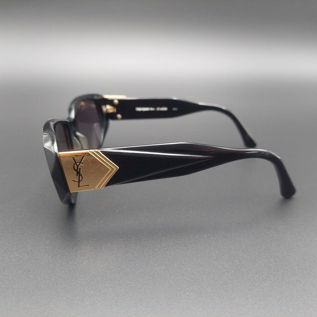 【大人気】 イヴサンローラン　サングラス　 キャットアイ　金ロゴ　黒　良品　希少