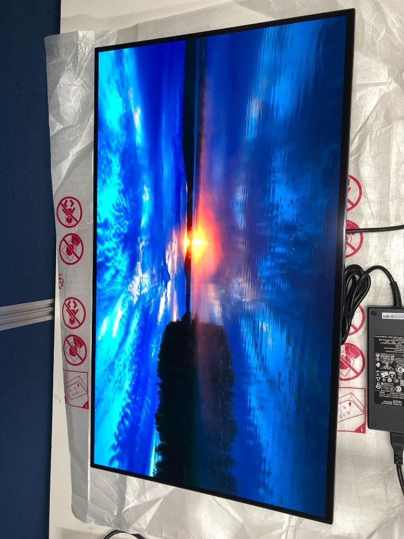 ま*ん様 LG ゲーミングモニター UltraGear OLED 32GS95U