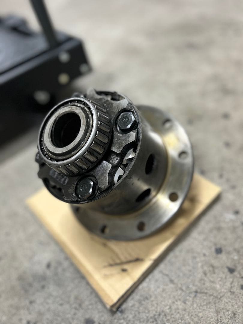 86 zn6 BRZ 前期純正デフ　トルセンデフ