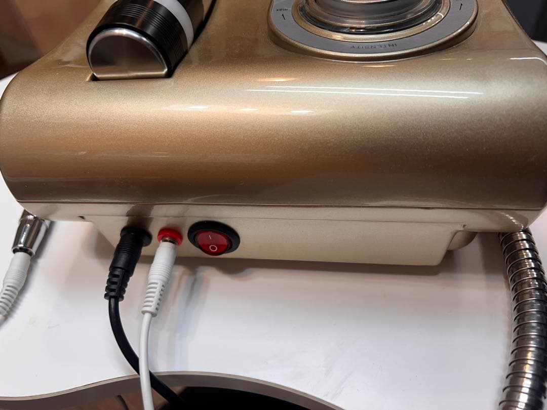 業務用　エレクトロポレーション　ウルトラハイパーネオ　美容液導入美顔器　【美品】