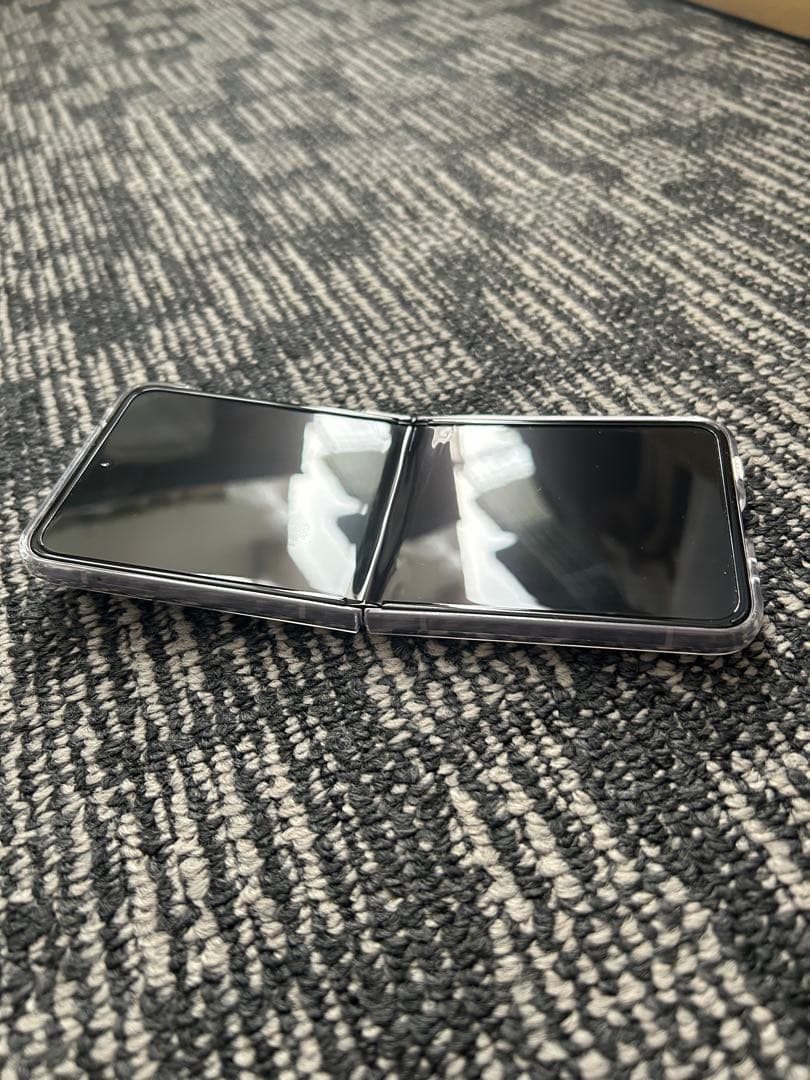 Samsung Galaxy Z Flip3 5G 本体 256GB 韓国版