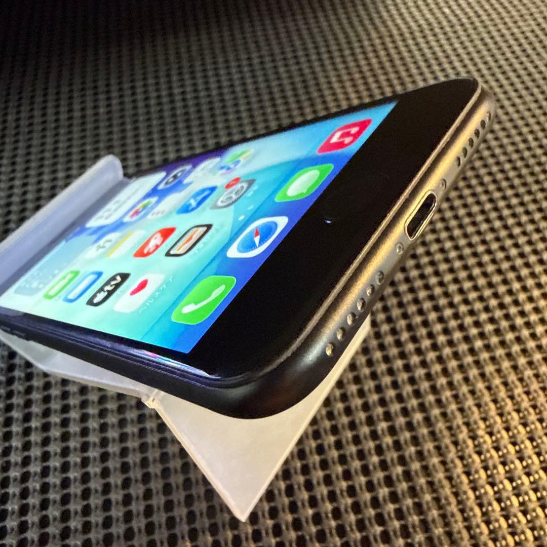 iPhoneSE 第2世代 ブラック 128GB SIMフリー バッテリー交換済