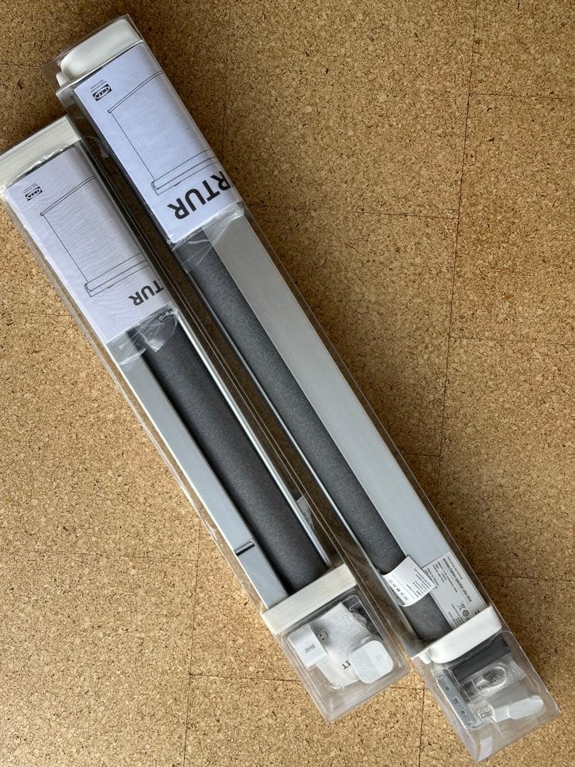 FYRTUR 電動ロールスクリーン グレー60x195 cm