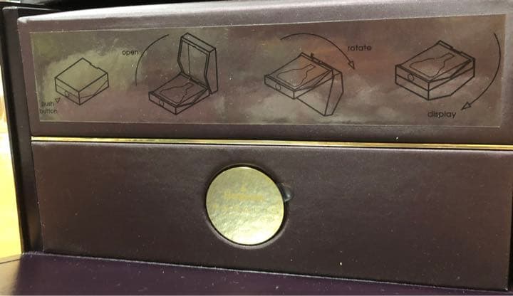 ヘネシー パラディ アンペリアル 700ml 空瓶、箱付き