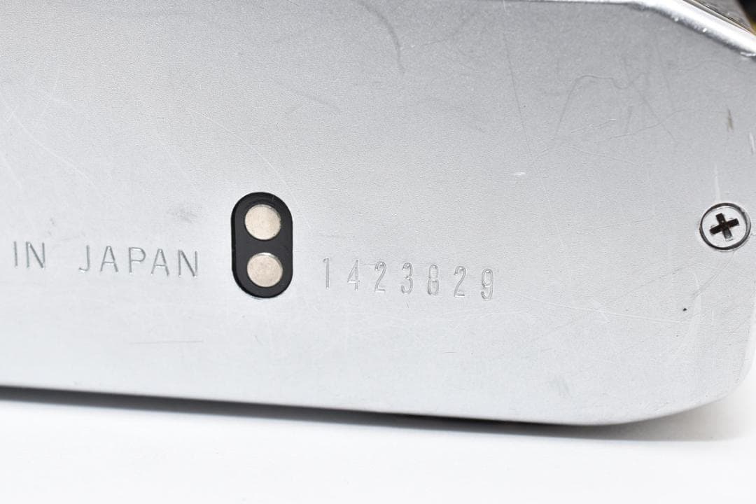 美品 OLYMPUS OM10 シルバー フィルム モルト新品交換済 M884