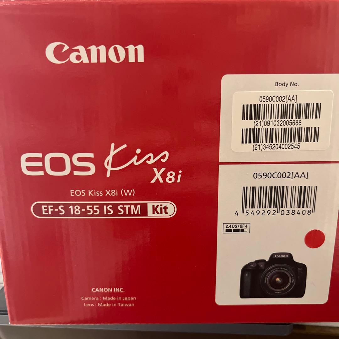 Canon EOS kiss x8i デジタル一眼レフ