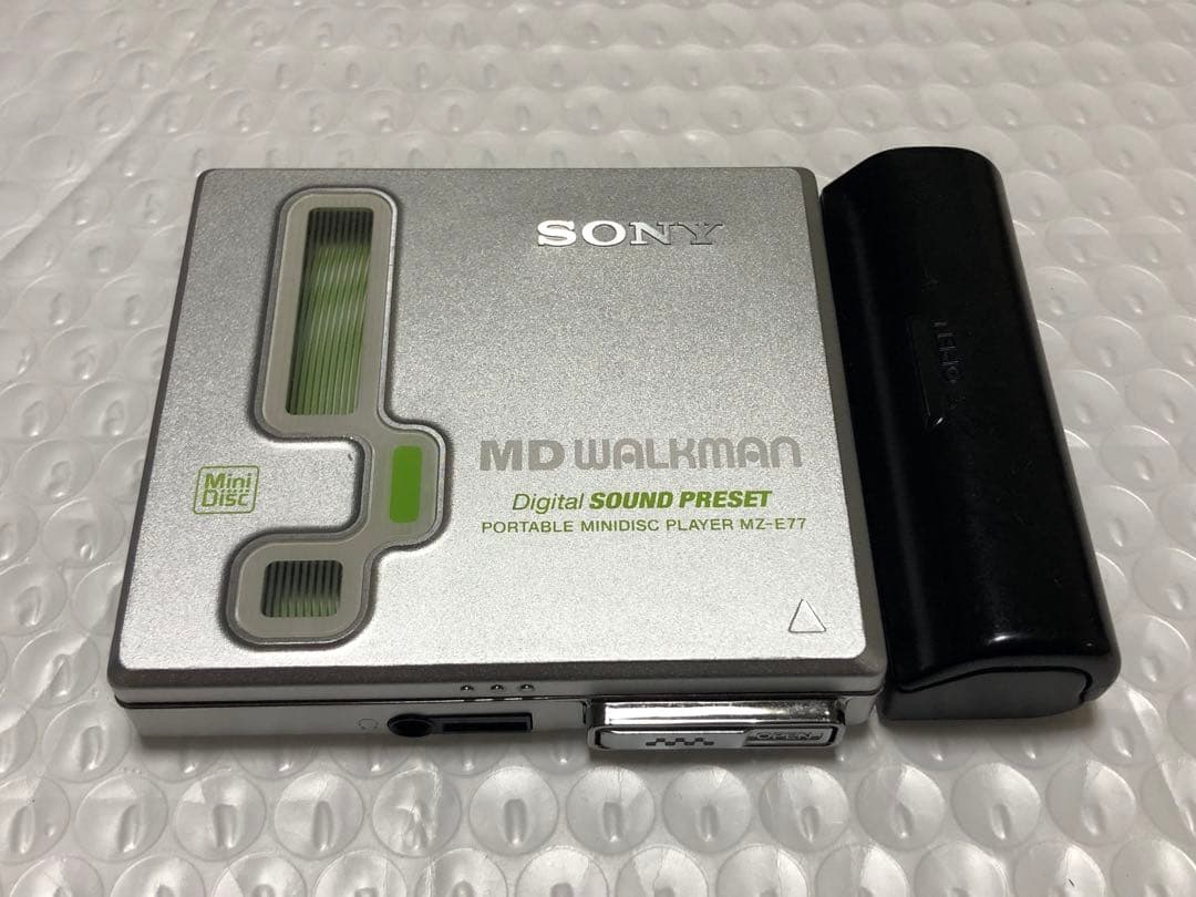 ポータブルプレーヤー SONY Walkman MZ-E77