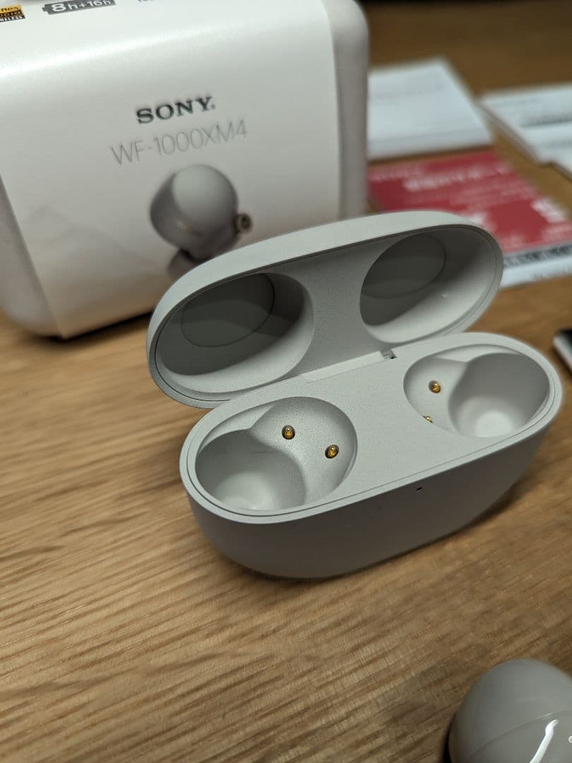 美品◆SONY WF-1000XM5 WHITE ✦シリコンケース付