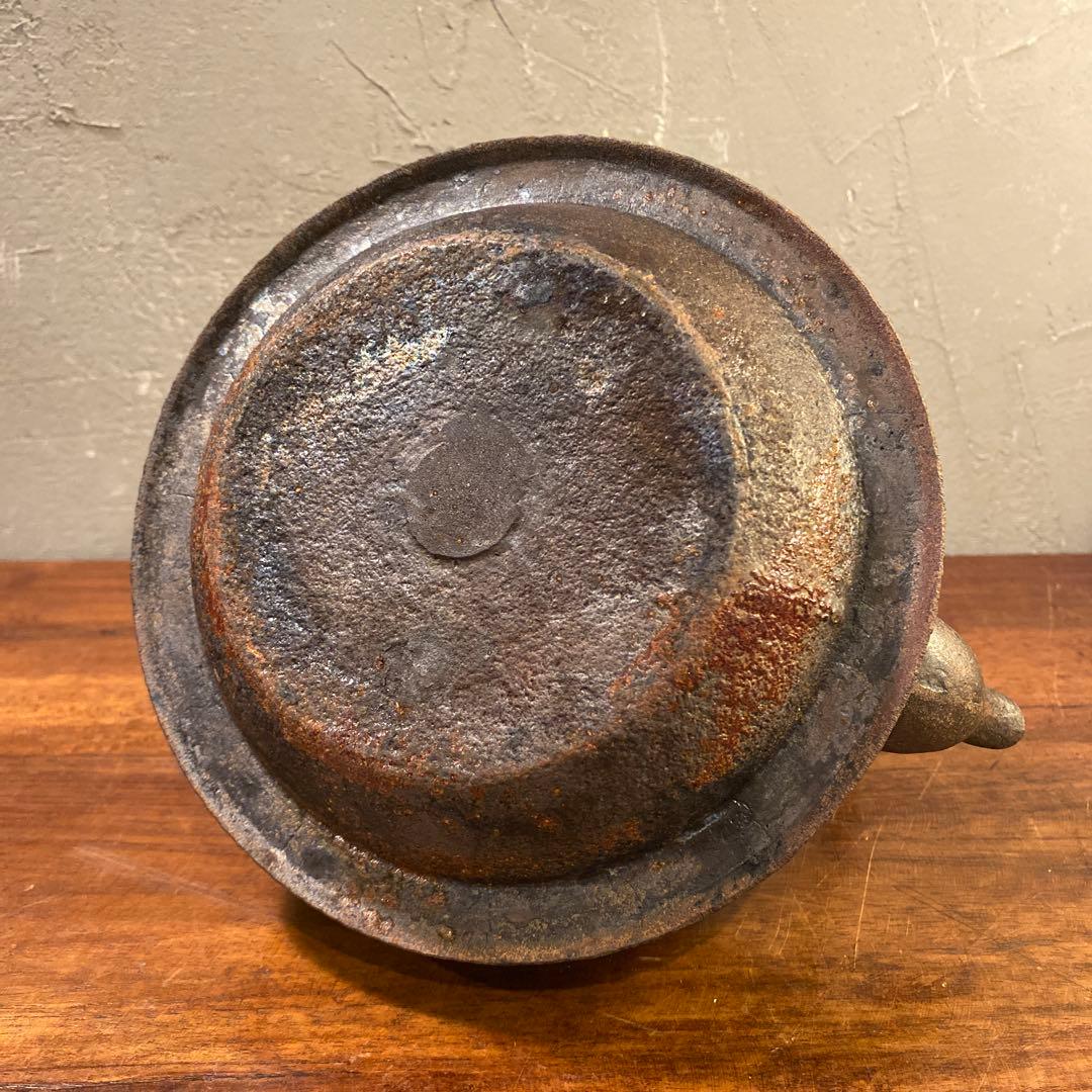 時代物 鉄瓶 梅柄 彫刻 鋳物 南部鉄器 骨董品 急須 古美術品