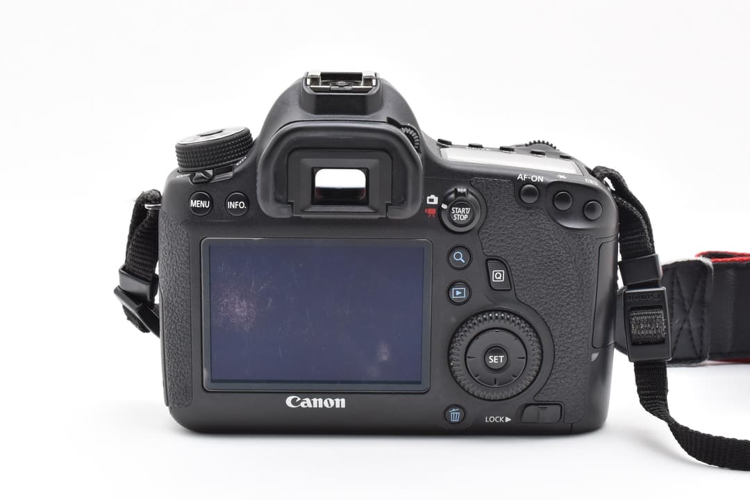 キヤノン　Canon EOS 6D ボディ
