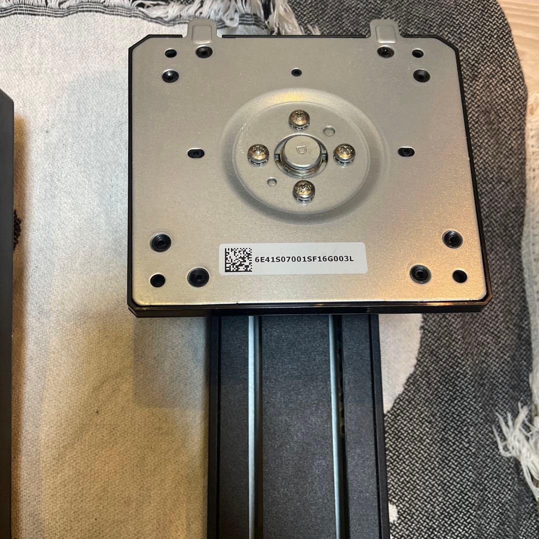 美品:165Hzゲーミングモニター　VG258QR-R 24.5型 ASUS