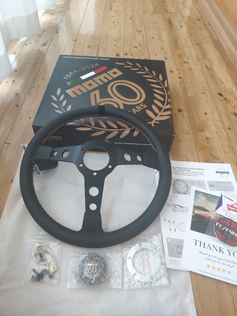 新品・未使用・MOMO スタイル 60周年記念 Not Authentic