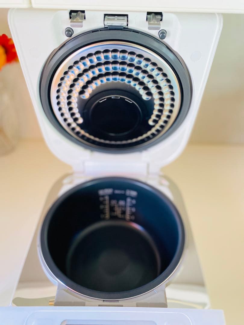 新品 未使用Panasonic 炊飯器 SR-N210D-W 1.0L ホワイト