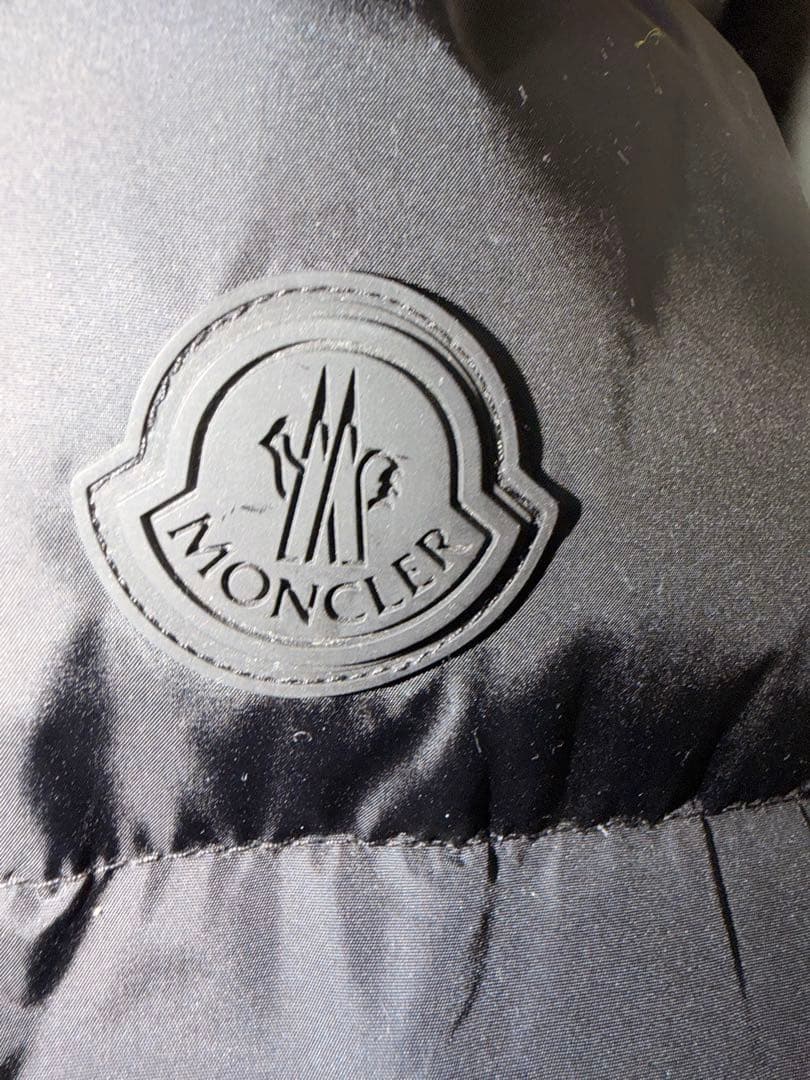 極美品 MONCLER モンクレール　MONTCLA モンクラー　　　黒サイズ3