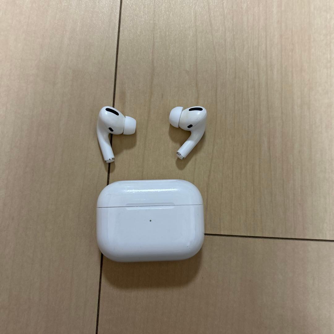 Apple AirPods Pro 本体 ホワイト ノイズキャンセリング付き