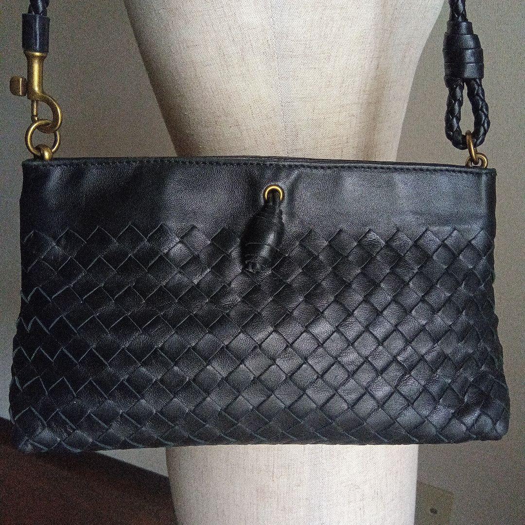 BOTTEGA VENETA イントレチャート ショルダーバッグ 黒 美品