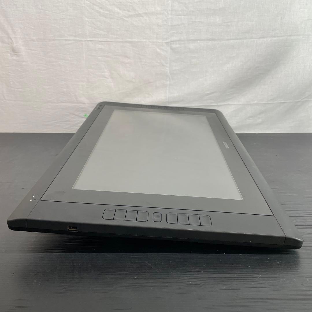 B20 Wacom 液晶ペンタブレット DTK-2200 Cintiq 22HD