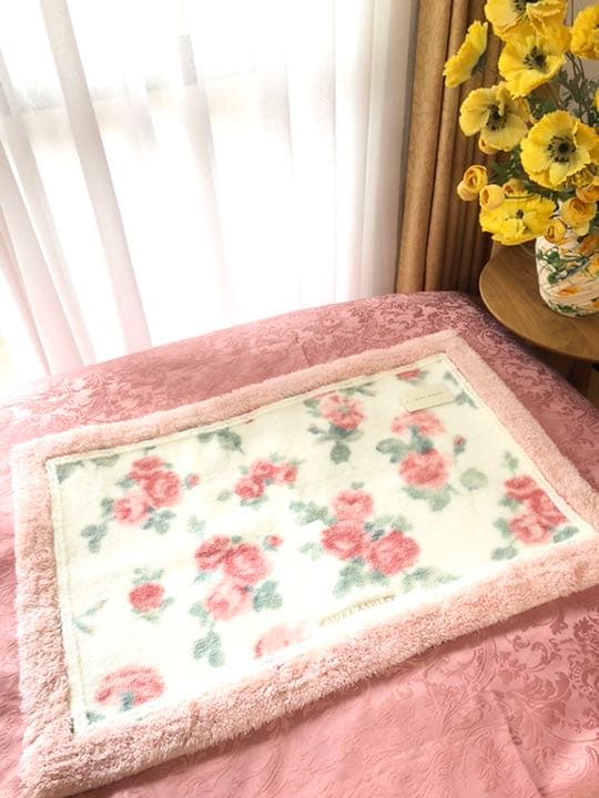 確認用　ローラアシュレイ　トイレタリー　バスマット