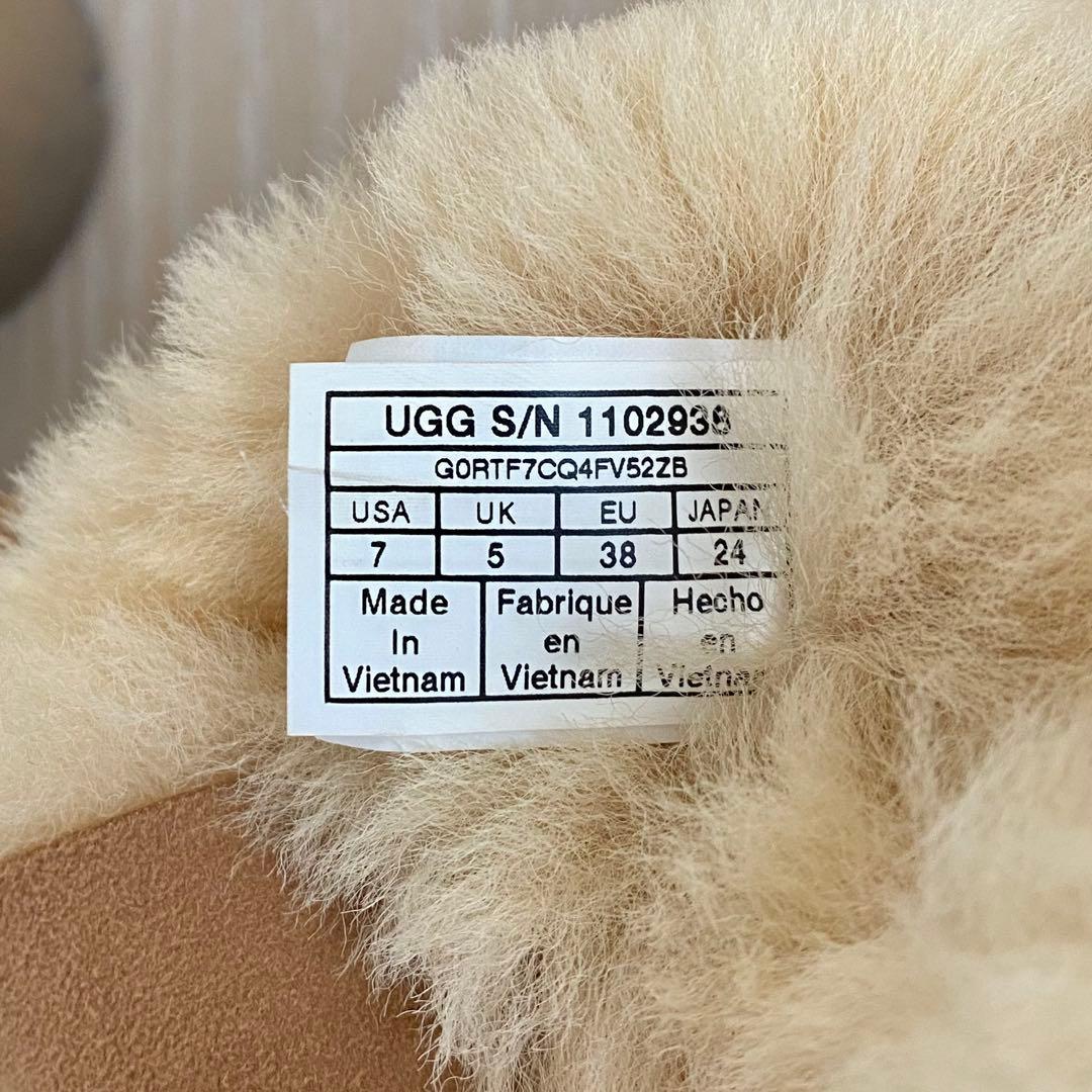 【希少】 UGG リボン付きムートンブーツ　24cm 限定カラー