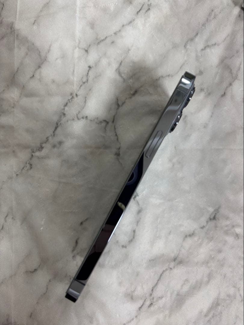 Apple iPhone 13promax 128gb本体