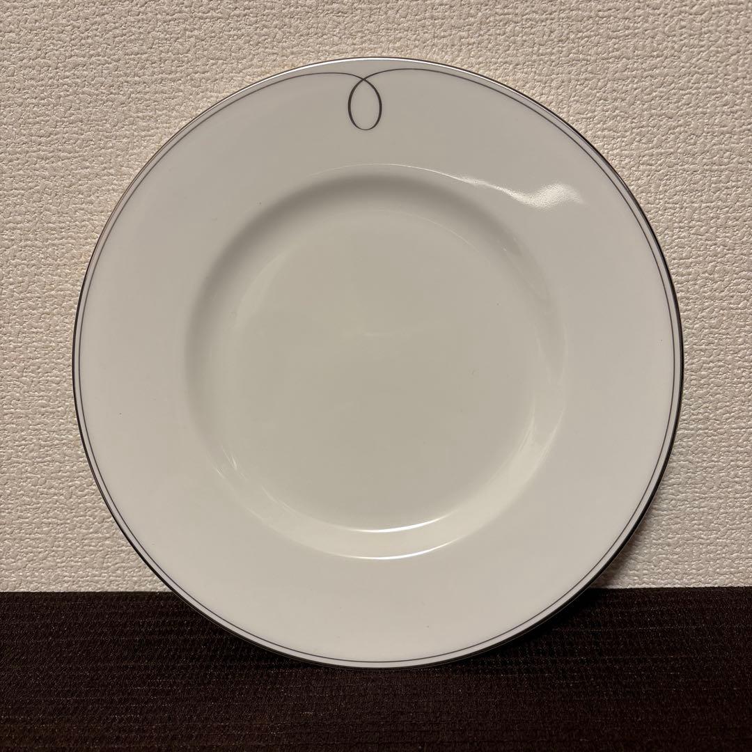 ウェッジウッド　バーバラバリー　エンプレス　ディナープレート　23cm