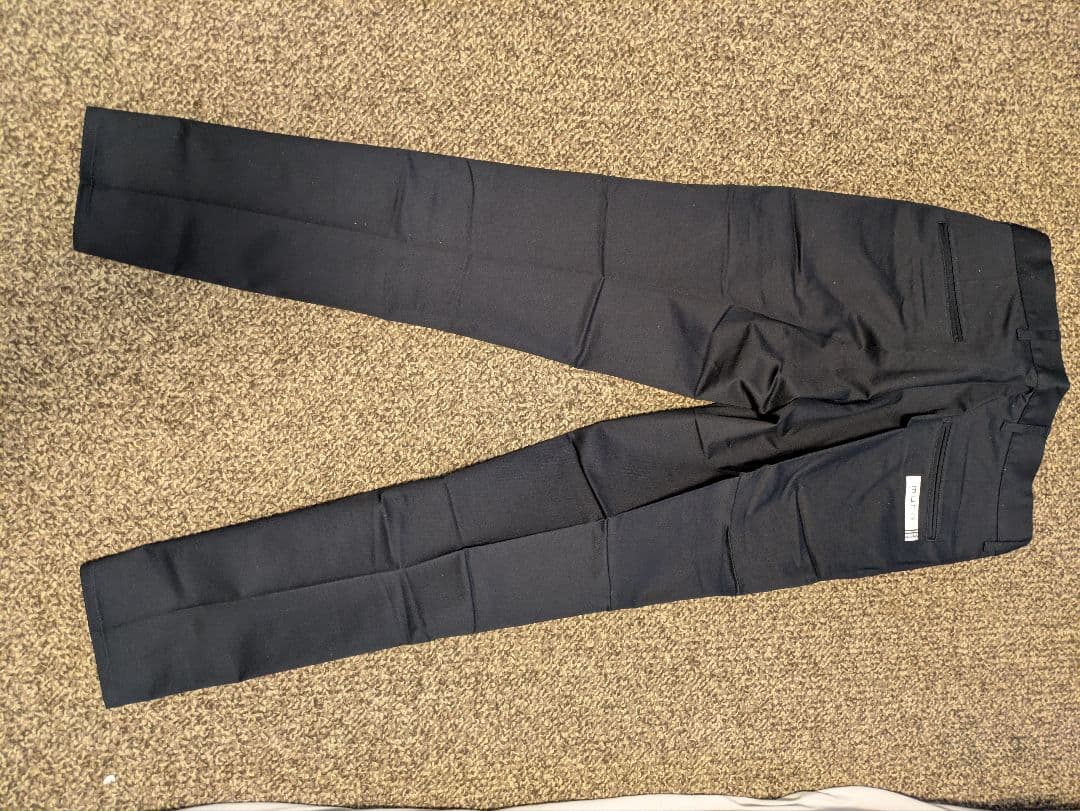 ムータ　黒パンツ Lサイズ