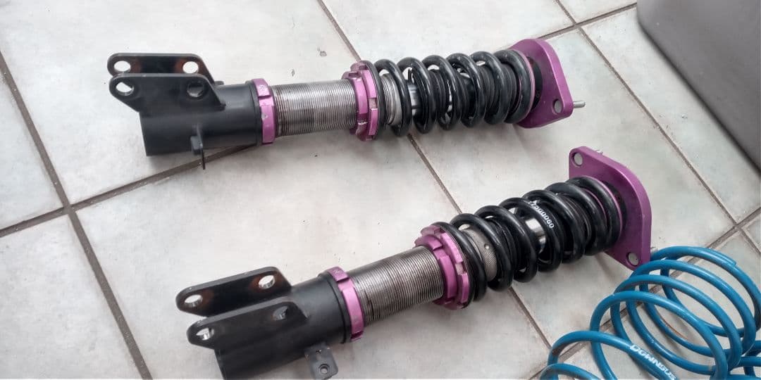 ファイナルコネクション、エスぺリア　車庫調とダウンサス