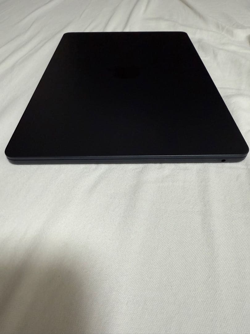 【美品】MacBook Air M2 ミッドナイト　8GBメモリ　512GB