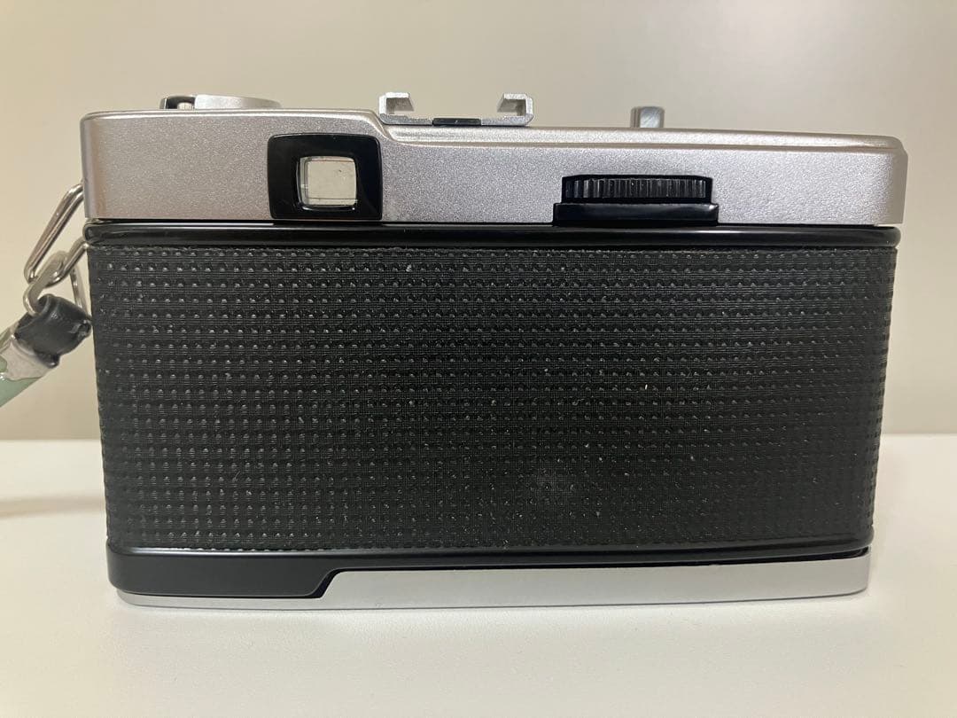 OLYMPUS TRIP 35 赤ベロ露出計絞り羽根巻き上げシャッターOK