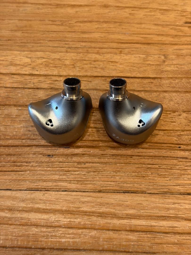 イヤホン BQEYZ WINTER 4.4mm