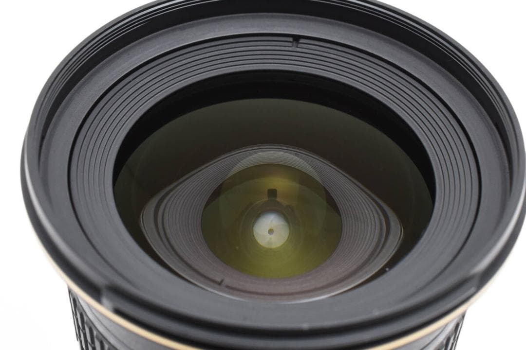 美品 Nikon AF-S DX 12-24mm F4 G ED VR