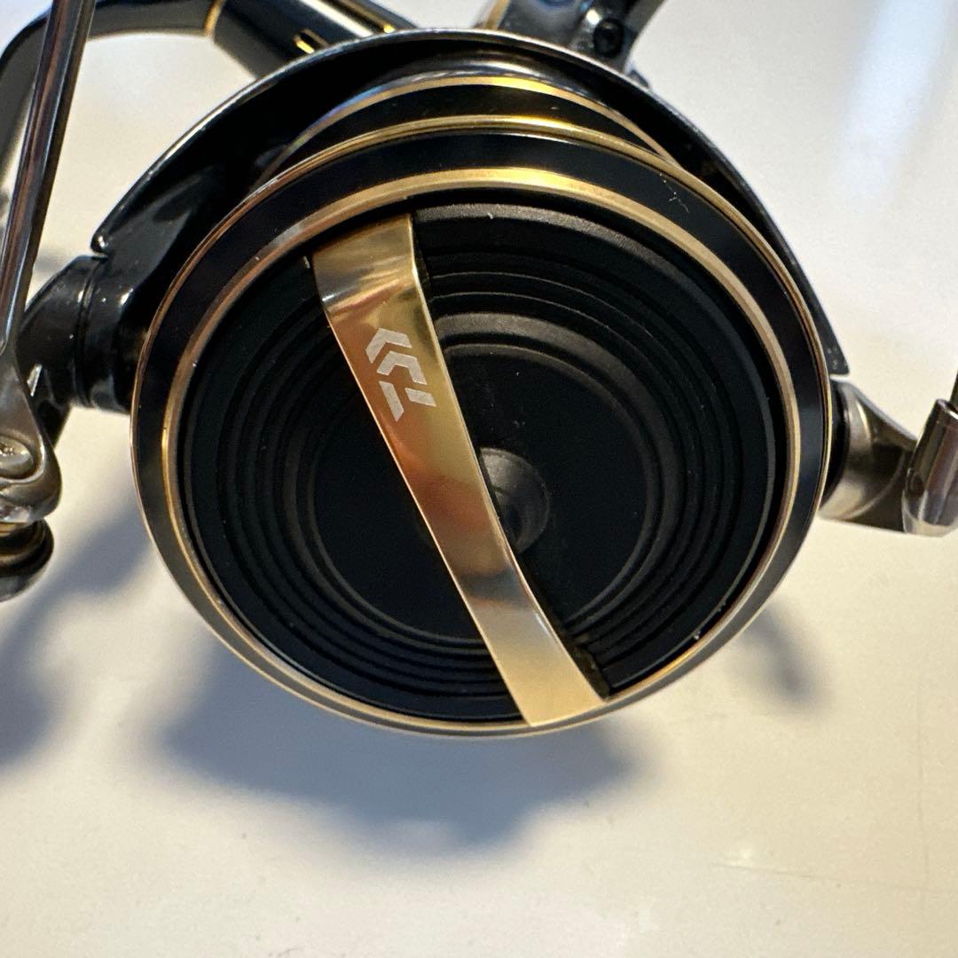 【美品】23ソルティガ 4000XH