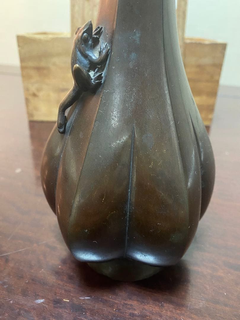 古美術　花瓶　古銅　蛙型　花入　明治