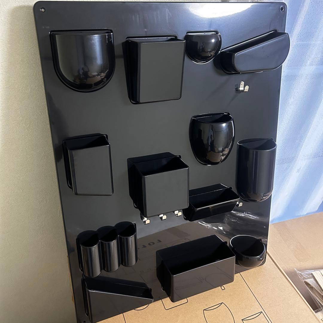 ウォールシェルフ ウーテンシロ 黒 リプロダクト スペースエイジ　新品　ブラック