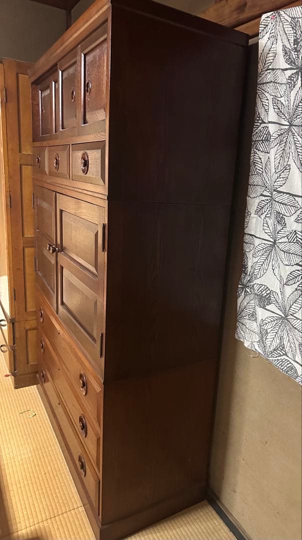 レトロな木製箪笥　家具　タンス　チェスト　小物入れ　洋服タンス　小引出　京町家