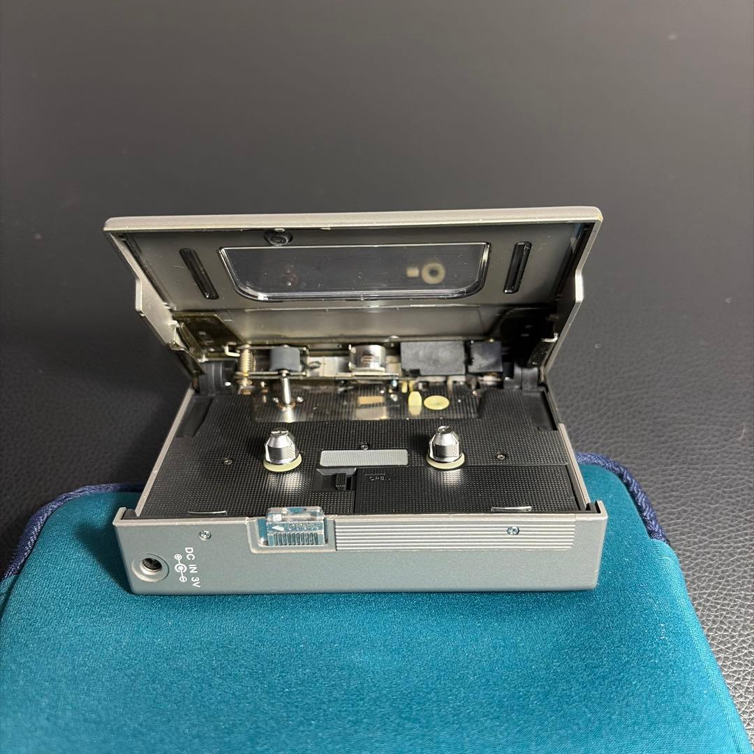 WM-2 WALKMAN SONY カセットプレーヤー ウォークマン　レトロ