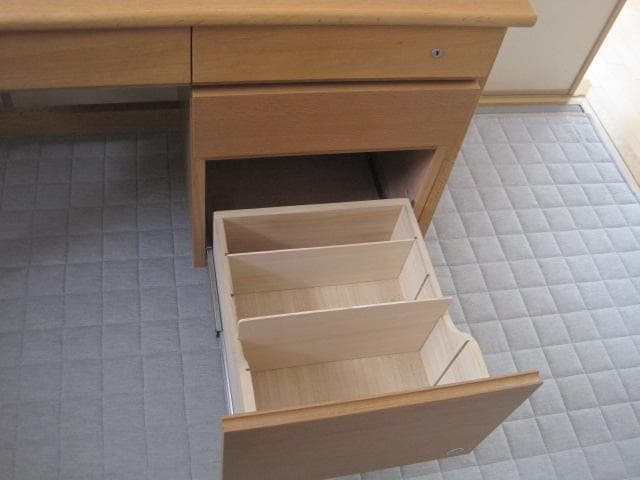 【送料込み】学習机　ヒカリサンデスク　パティナ 110 (used)